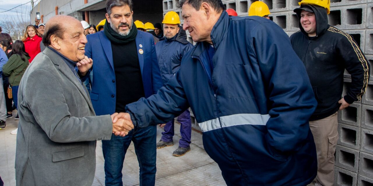 Junto a Bianco, Mussi recorrió la obra del Polo Educativo Integral de El Pato
