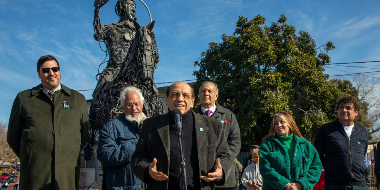 Homenajearon a Rosas en Berazategui
