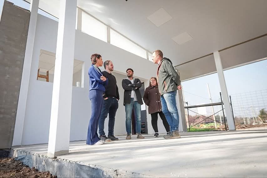 La Intendenta de Quilmes supervisó la obra del nuevo edificio del Centro de Educación Física (CEF) Nº 190 de Villa Alcira
