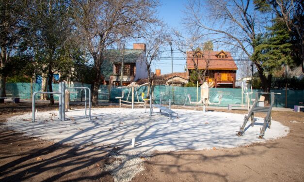 Continúan los trabajos en la Plaza Belén de Bernal Oeste