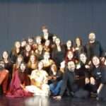 Alumnos del Santa Teresita de Ezpeleta brillaron con la obra Drácula en el Teatro Municipal de Quilmes