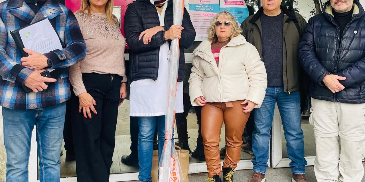 La Cooperadora del Hospital de Quilmes entregó dos pediómetros de crecimiento a Neonatología gracias a una donación del grupo Fraternitas