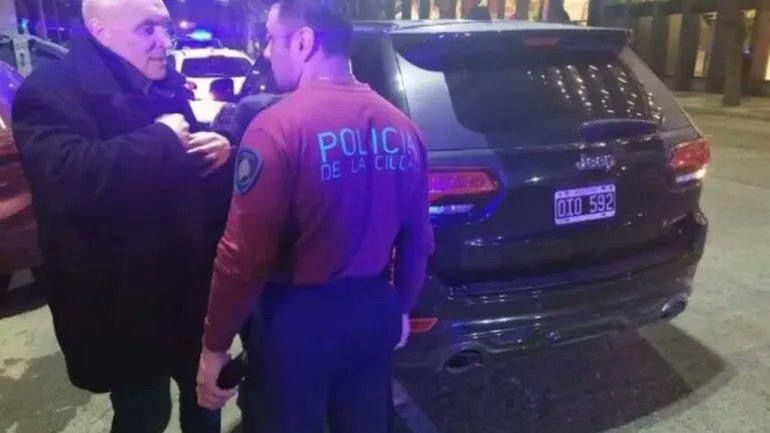 Ahora apuntan a Espert por tener la cédula azul del narco detenido por Interpol; "por una cédula azul a la madre de Alexia la tuvieron días incomunicada"