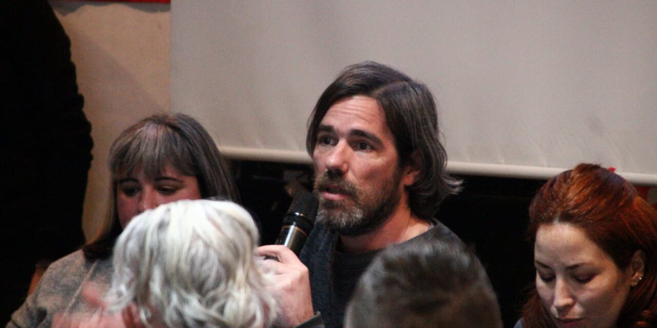 Nicolás del Caño en Lanús y Avellaneda: "La Izquierda es la única alternativa que no transa contra el ajuste"
