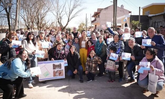 Mayra y Ceci Soler supervisaron el avance de la obra hidráulica en Ezpeleta Oeste