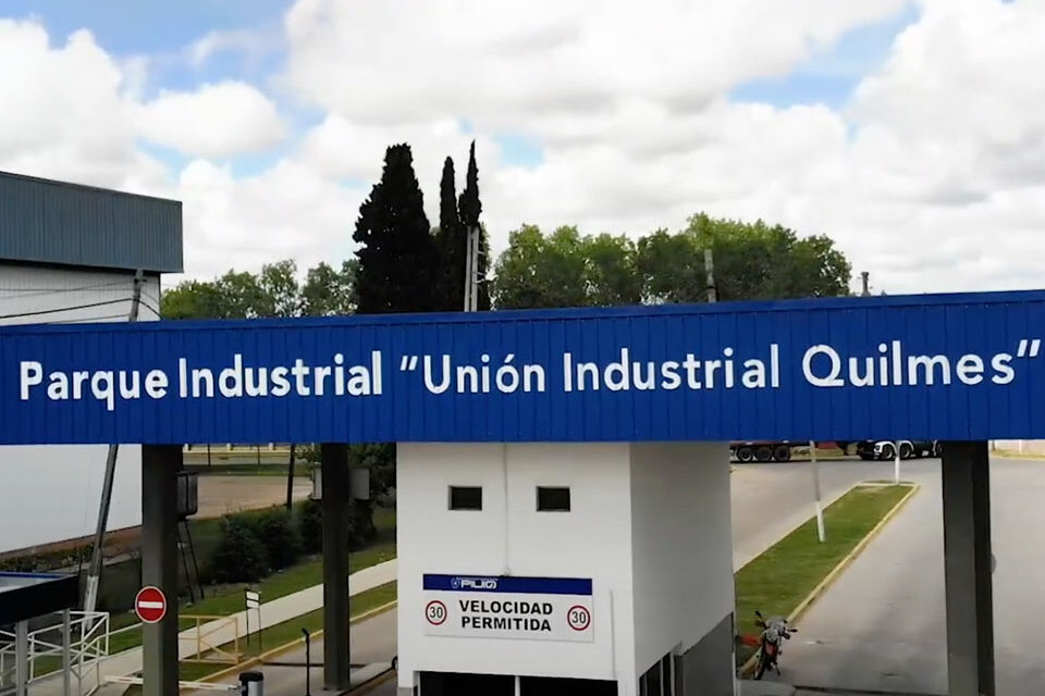 Cresata, la empresa del capo del Parque Industrial Quilmes, bajo la lupa de ARCA por presunta sobrefacturación de u$s 3 millones