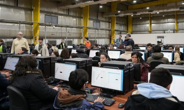 Autoridades electorales realizaron una prueba en el centro de cómputos del Correo Argentino