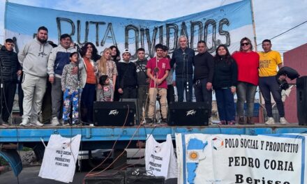 Ceremonia y Homenaje a la Pachamama y Gran Peña en Berisso