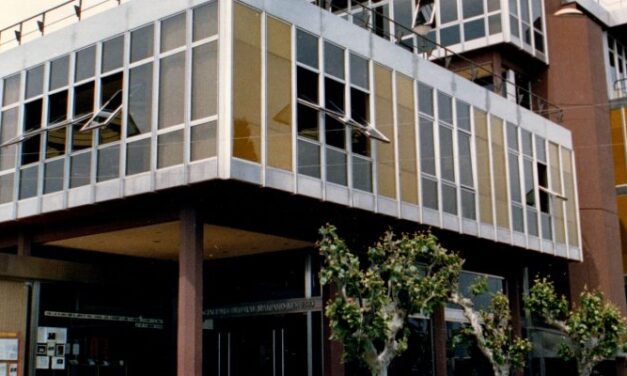 Se viene la Asamblea en la Biblioteca Mariano Moreno: Preocupa el presente de la institución y el futuro de la Plaza