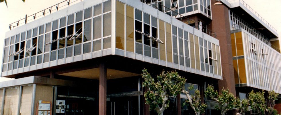 Se viene la Asamblea en la Biblioteca Mariano Moreno: Preocupa el presente de la institución y el futuro de la Plaza
