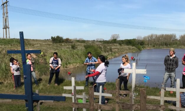Marchan a 16 años de la tragedia de la tosquera de Scarpato en Varela