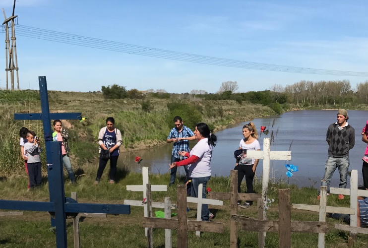 Marchan a 16 años de la tragedia de la tosquera de Scarpato en Varela