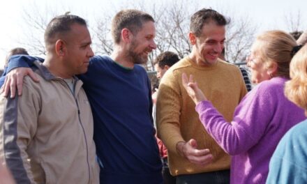 Lanús: Julián Álvarez y Leandro Decuzzi inauguraron la nueva Plaza Triángulo Villa Balcarce 