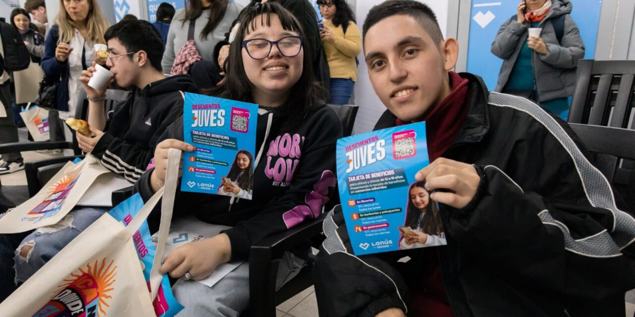 Lanús Gobierno cuenta con la tarjeta ¡Descuentos Juves! para que las y los adolescentes obtengan importantes beneficios