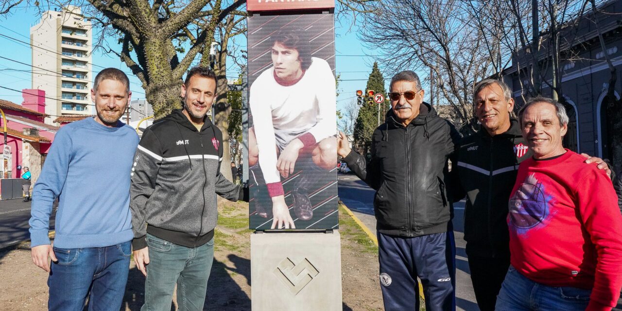 Julián Álvarez y Leandro Decuzzi inauguraron el Boulevard Rosales con el Paseo de los Ídolos del Club Atlético Talleres