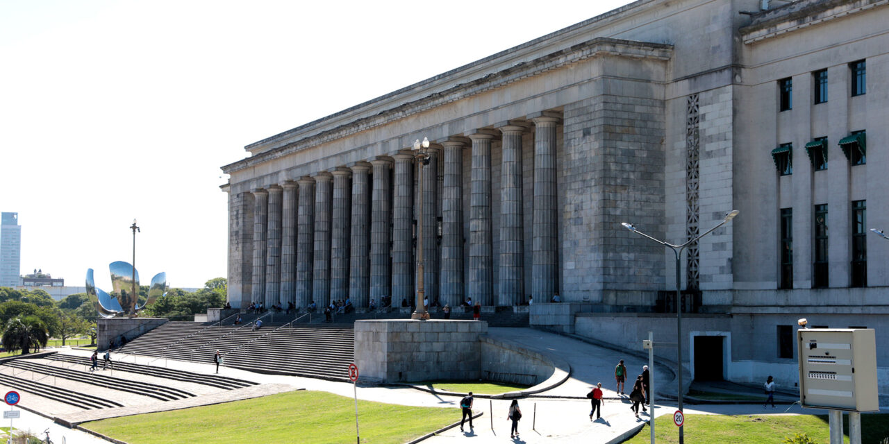 Los docentes universitarios convocaron a un paro tras el veto de Milei a la Educación