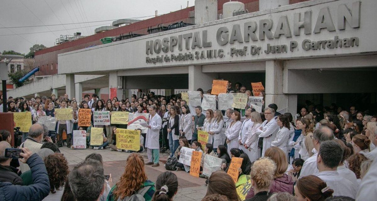 Garrahan en emergencia: "Renunciaron 240 profesionales desde que comenzó el conflicto"