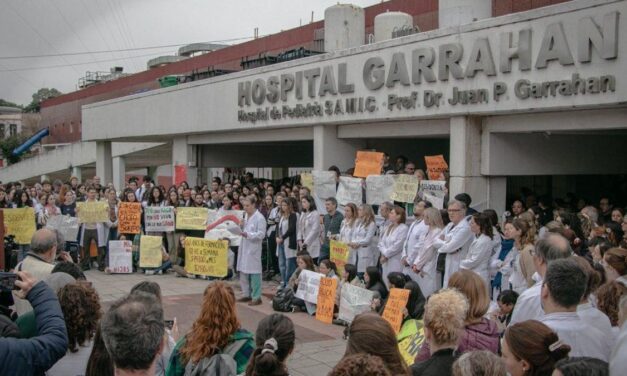 Garrahan en emergencia: "Renunciaron 240 profesionales desde que comenzó el conflicto"