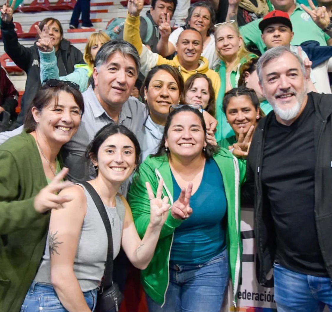 Arevalo participó del acto de Fuerza Patria en el Club Atenas de La ...