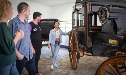 Mayra Mendoza recorrió el reacondicionamiento del casco histórico del Museo del Transporte