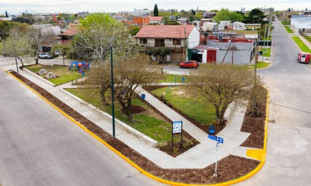 Lanús Gobierno inauguró una nueva plaza en Donato Álvarez y Pirovano, Monte Chingolo