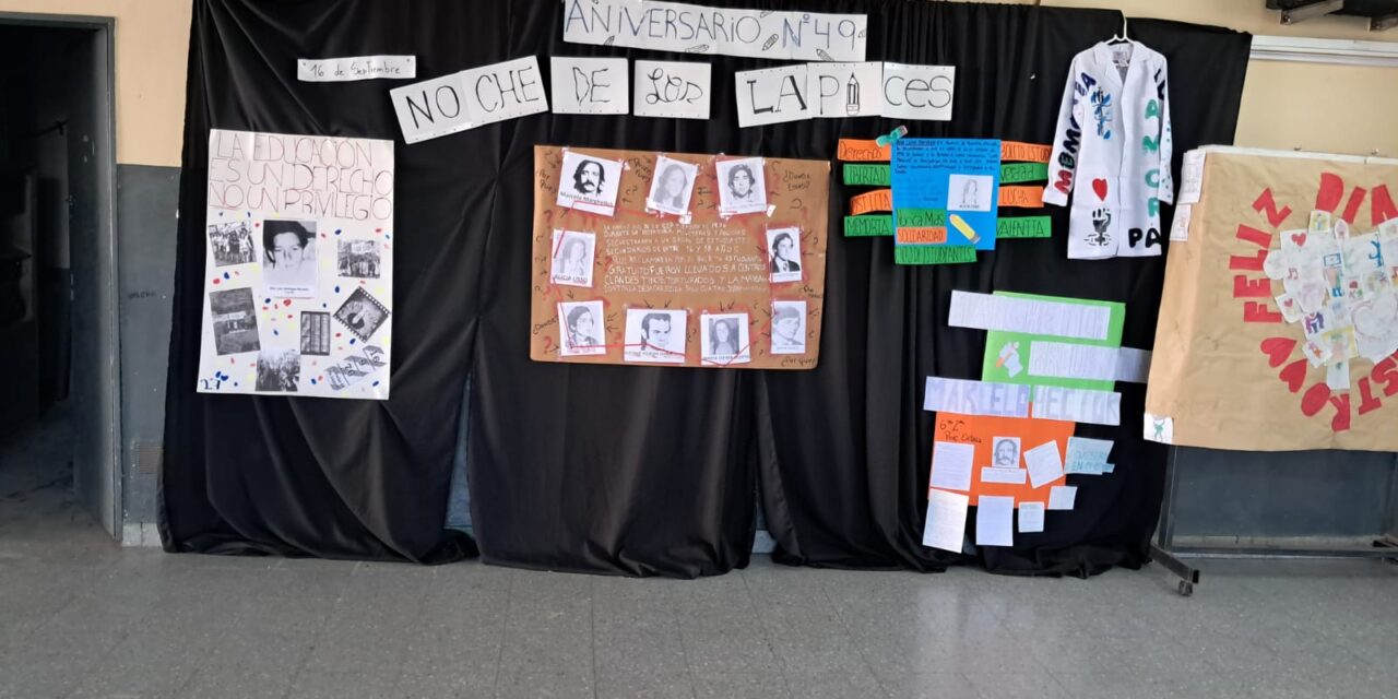 Acto por los derechos de los estudiantes secundarios y mantener viva la memoria en la EES N° 15 de Quilmes