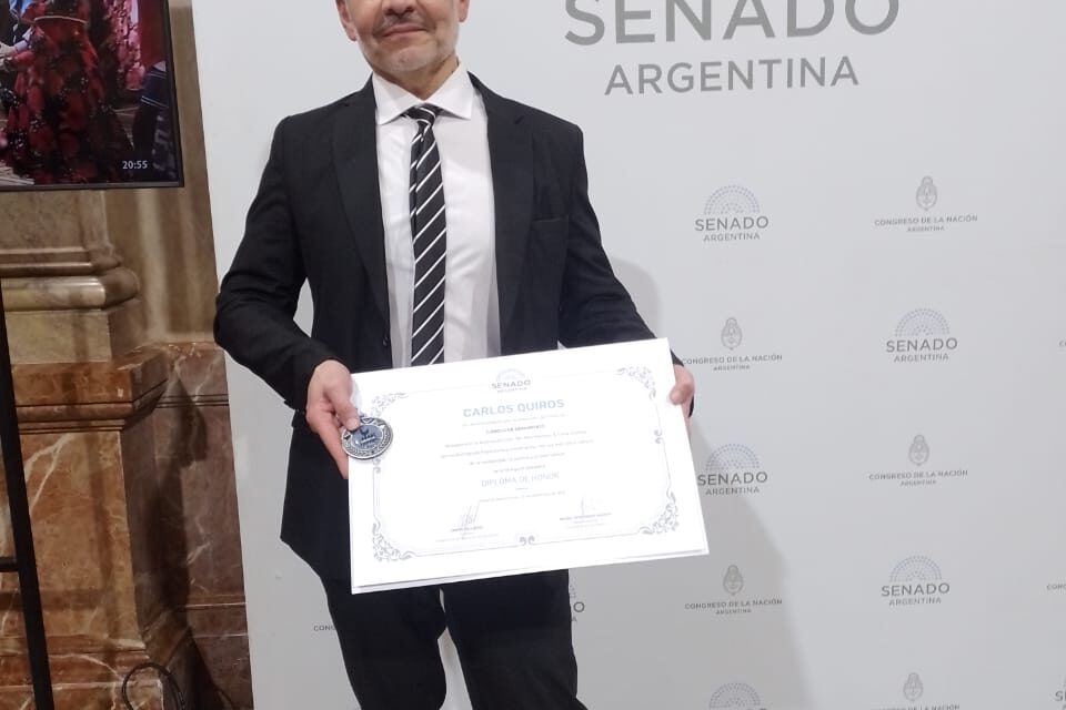 Abogado quilmeño fue reconocido por el Senado Nacional