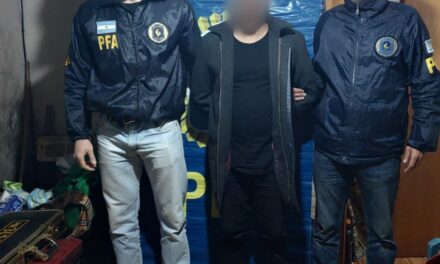 Captaba menores de edad para distribuir material de abuso sexual infantil y fue detenido en Quilmes