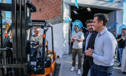 Julián Álvarez y el ministro Mena presentaron el Polo Productivo de Inclusión Social Lanús