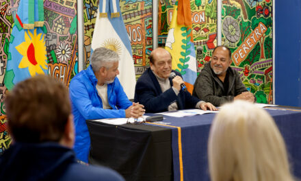 Mussi firmó Convenio Colectivo de Trabajo Municipal en Berazategui