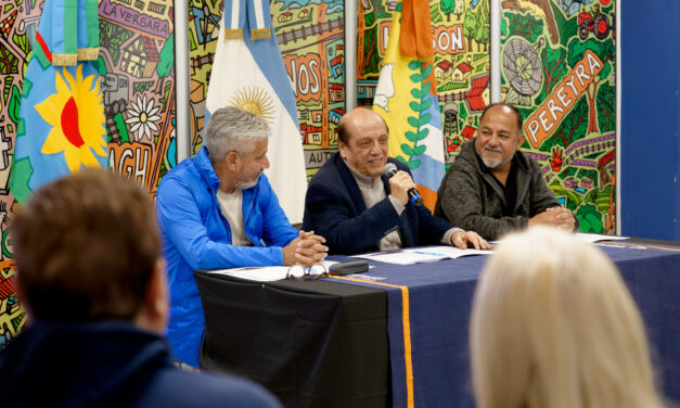 Mussi firmó Convenio Colectivo de Trabajo Municipal en Berazategui