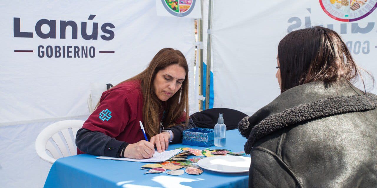 Nueva jornada Sábados de Salud en la Plaza Mariano Moreno de Lanús