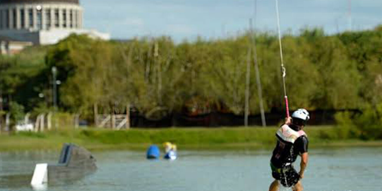 Surf sin olas: Cinco destinos bonaerenses para vivir la adrenalina del Wakeboard 