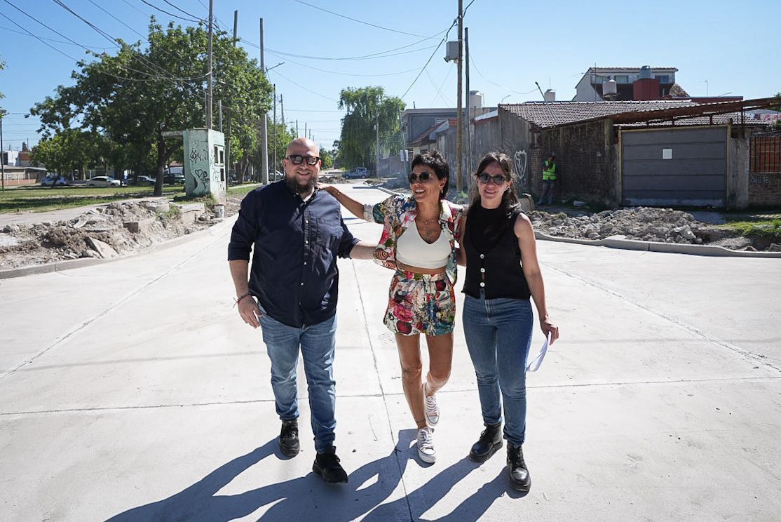 Avanzan las obras de pavimentos en el barrio El Progreso de Bernal ...