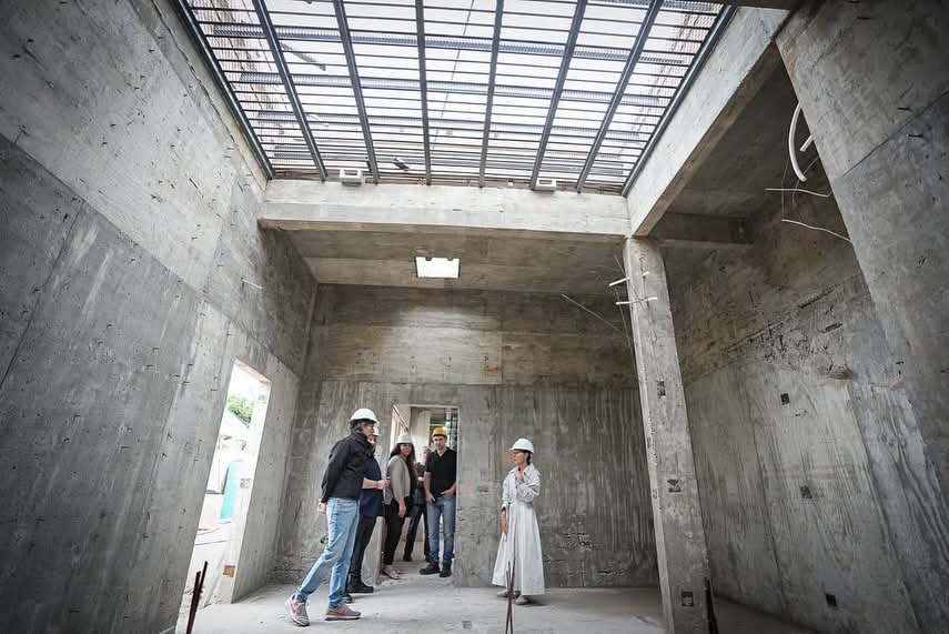 Avanza la obra de la nueva Comisaria de Don Bosco: Mayra visitó los trabajos