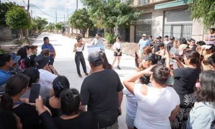 Mayra recorrió nuevas obras de pavimentos en Ezpeleta