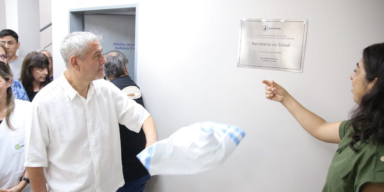 Ferraresi inauguró la nueva sede de la Secretaría de Salud de Avellaneda