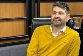 Ezequiel Arauz renunció a la presidencia del bloque de Fuerza Patria