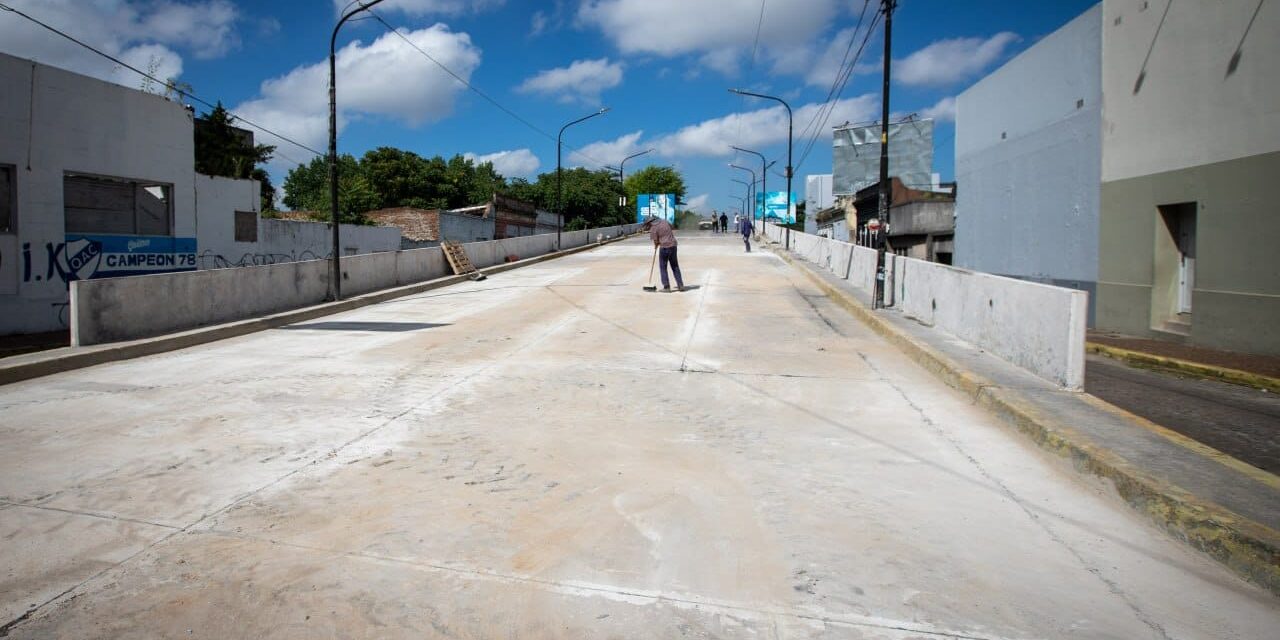 Sigue la reconstrucción del Puente 14 de Agosto
