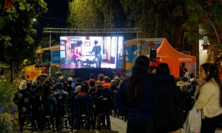 Berazategui celebra una nueva edición del Festival Nacional “Cine Bajo la Luna”