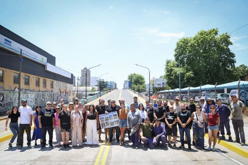 Puente 14 de Agosto a nuevo: “Nos votaron para mejorar el espacio público con gestión y nuestro único objetivo es cumplirles”, dijo Mayra