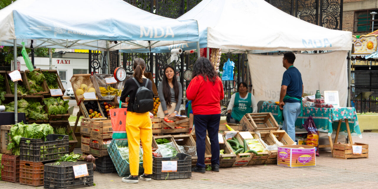 Mercado Vecino continúa durante diciembre en Berazategui