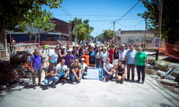 Avanza la pavimetación en dos barrios de Solano: 1º de Mayo y Monteverde