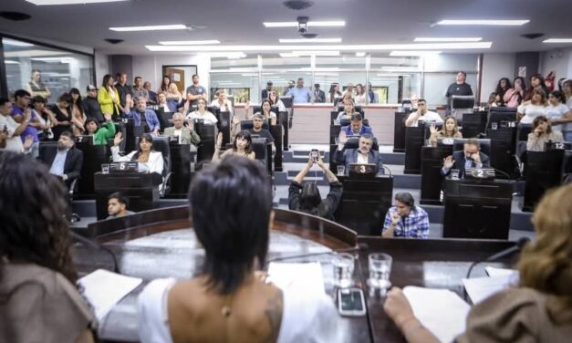 Mayra en el HCD: "No hagan boludeces. Cuiden a Quilmes y nada más que a Quilmes”