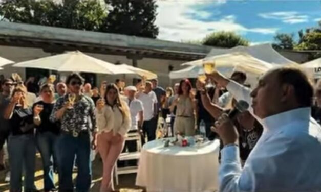 Julio Nieto, lider de 'Acción para Crecer', cerró el año con vecinos, profesionales, comerciantes y empresarios