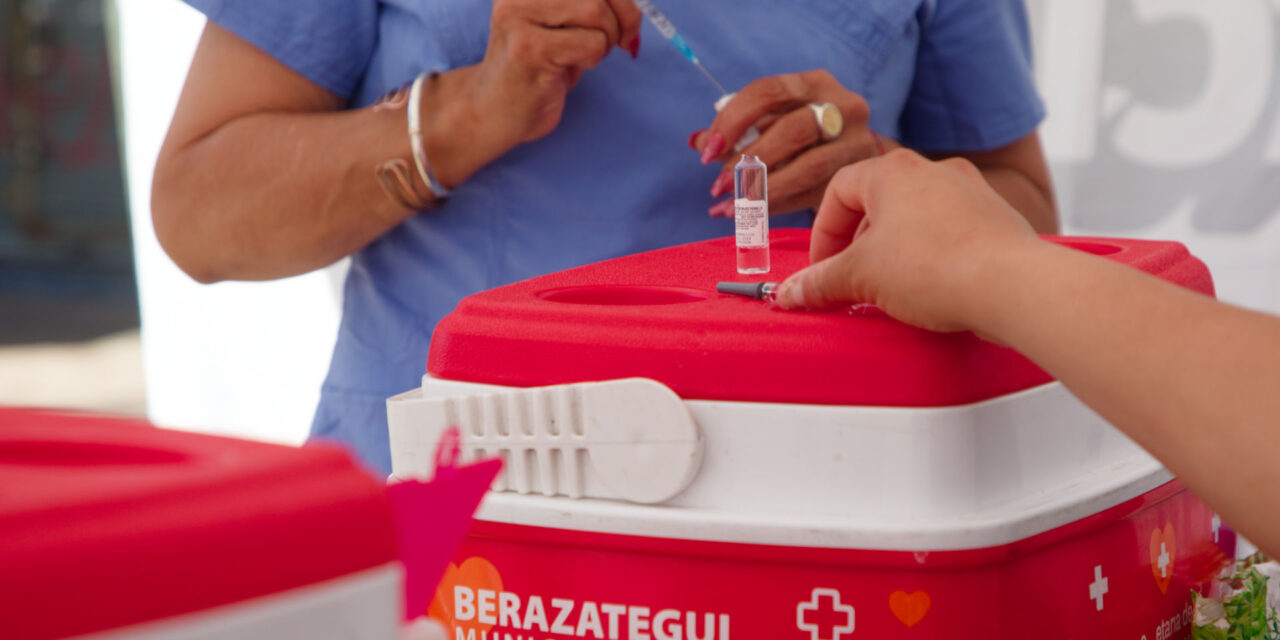 Campaña de Vacunación contra el Dengue en Berazategui
