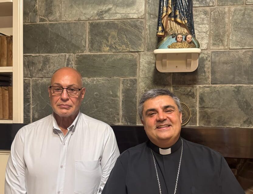 Encuentro clave entre el Obispo de Avellaneda y Yacoy: Iglesia y Estado en diálogo por los Derechos Humanos