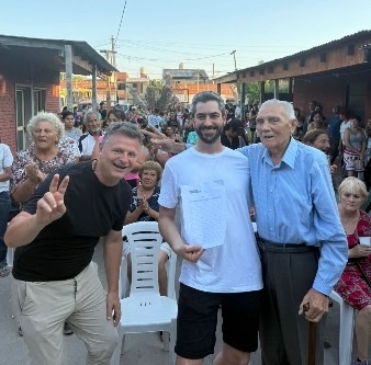 En El Hornero en Quilmes, Gabriel Berrozpe encabezó juntada de avales para Axel Kicillof