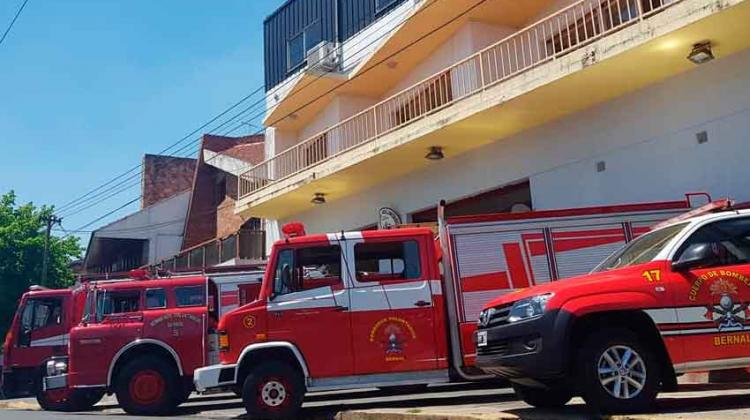 Otra prueba de fuego de los Bomberos de Bernal: Viajan al sur para ayudar a apagar las llamas