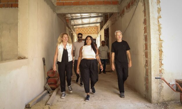 "Desde el primer día de gestión, Mayra Mendoza puso en el centro de la escena la educación pública"